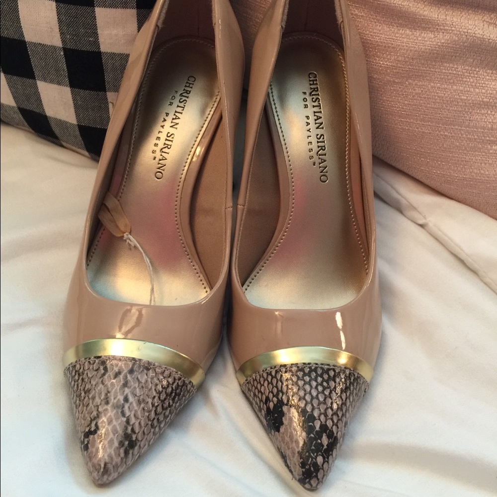 ♦️SOLD♦️ NEW Christian Siriano nude Heels